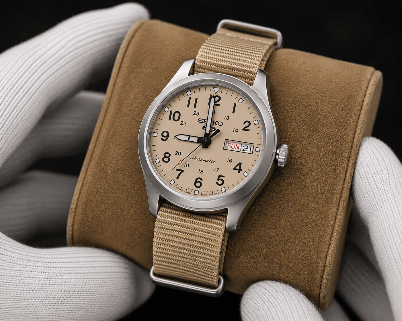 Seiko 5 Sports Field Champanhe NATO ref. SRPG35K1